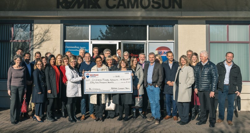 RE/MAX Camosun Donates Over $52,000 to Children’s Miracle Network Hospital in 2018